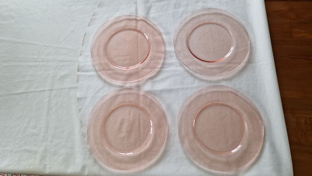 4 grandes assiettes de pr&eacute;sentation diam. 31 cm Cuisine