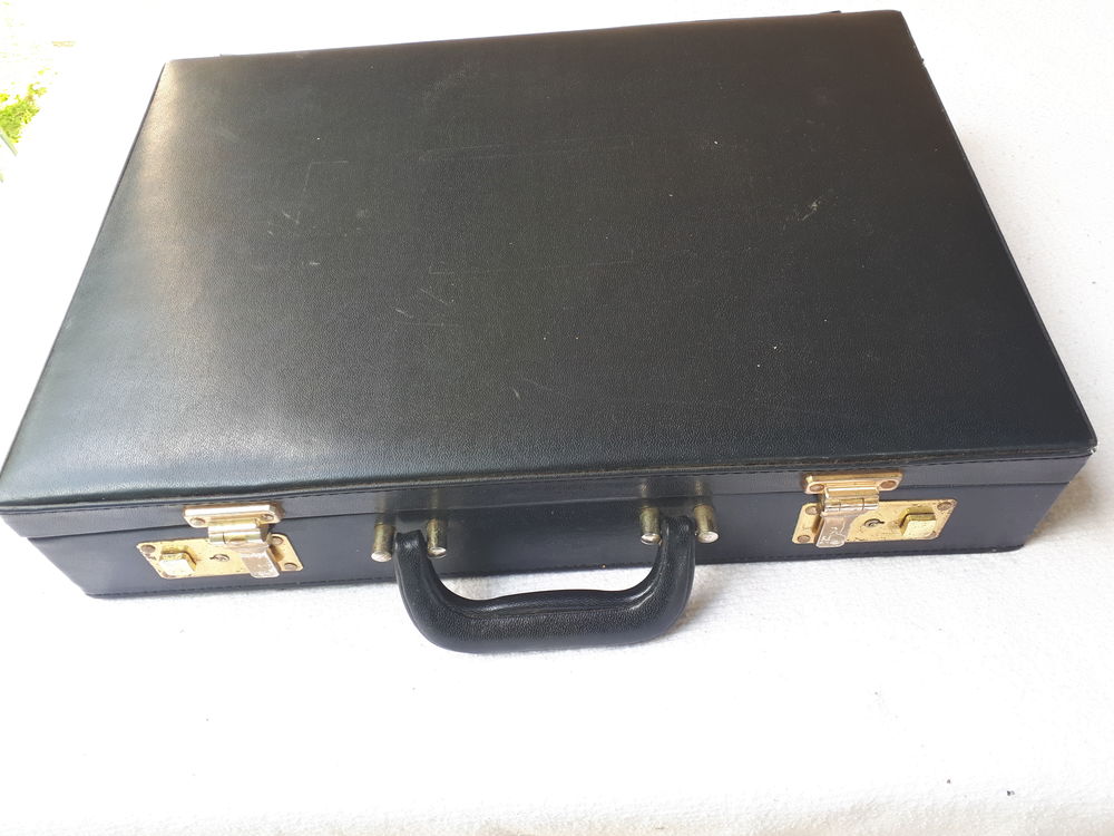 Attach&eacute; case ou mallette Maroquinerie