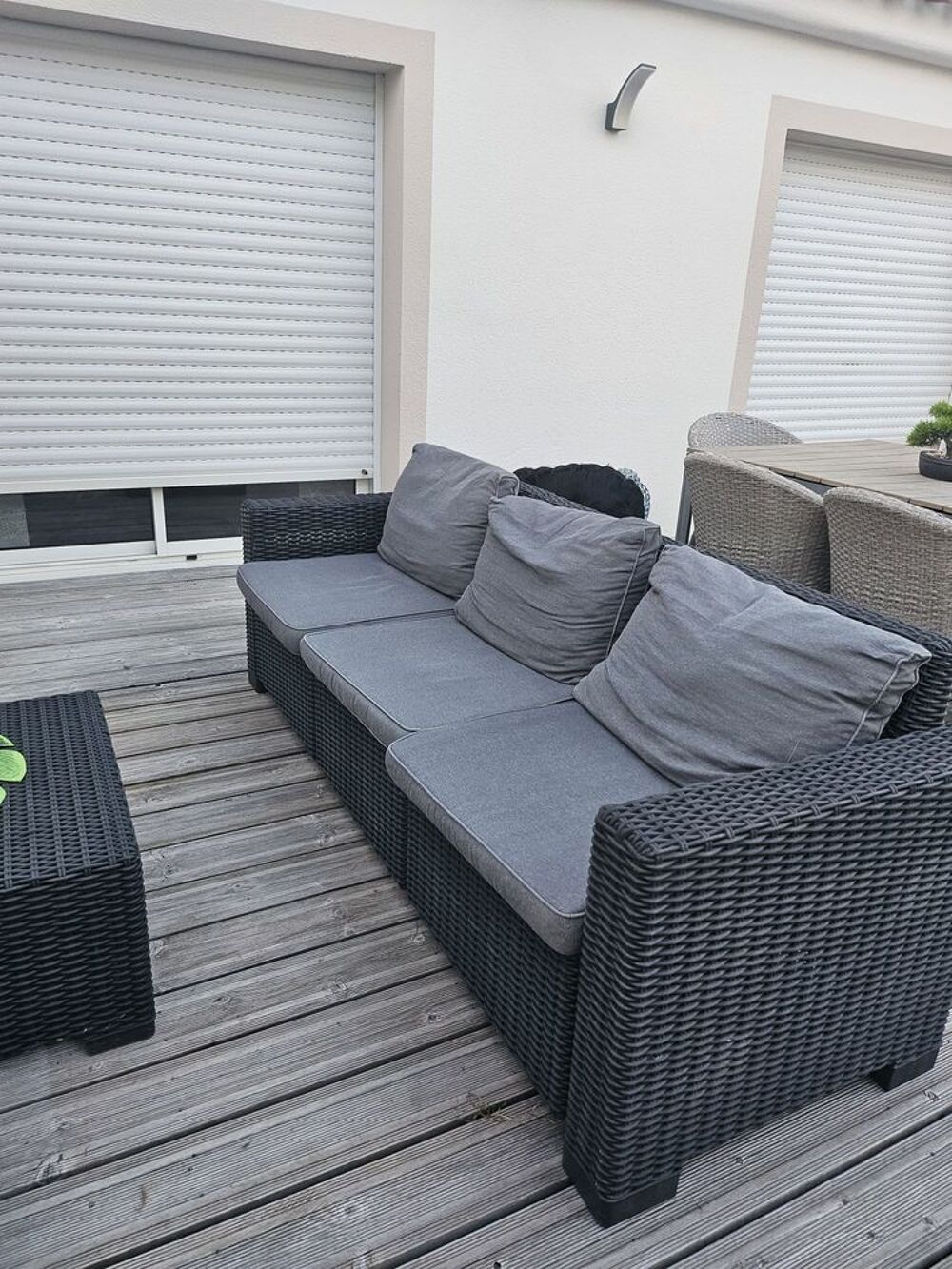 Salon de jardin en r&eacute;sine Jardin