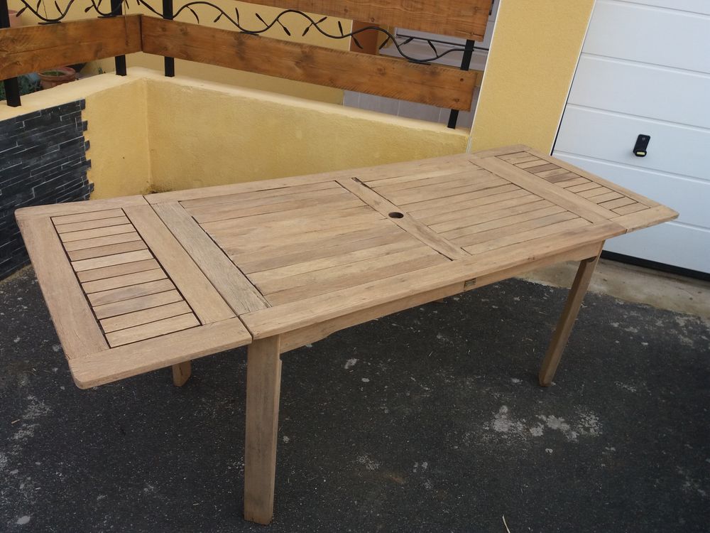 Table en bois Meubles