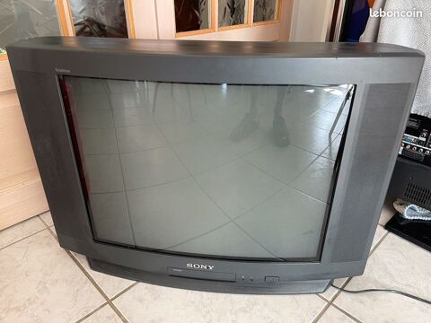 téléviseur sony 85 Avermes (03)