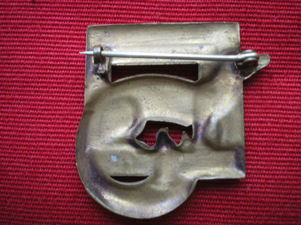 Insigne du G&eacute;nie - 11&deg; R&eacute;giment du G&eacute;nie Ad Unum. 