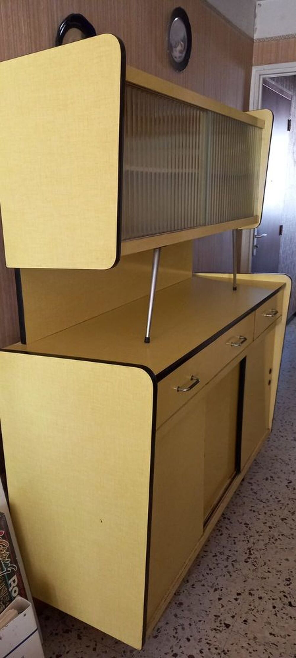 BUFFET HAUT VINTAGE - L 1,40 l 50 H 1.74 m Meubles