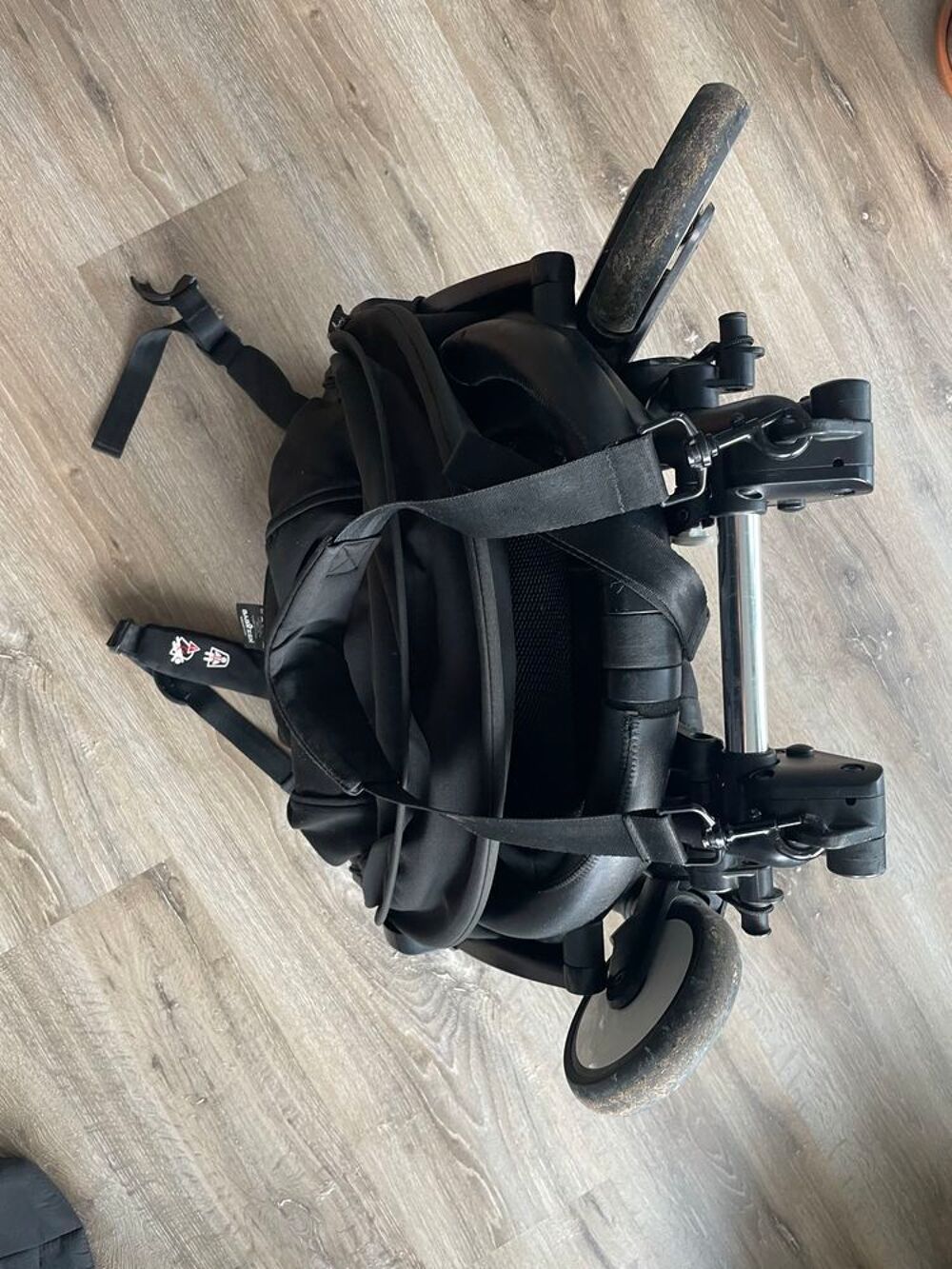 Poussette YOYO 3 en 1 Pu�riculture