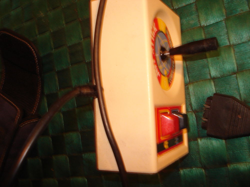 Ancien Joystick NON TEST&Eacute; en l'&eacute;tat Vintage Consoles et jeux vidéos