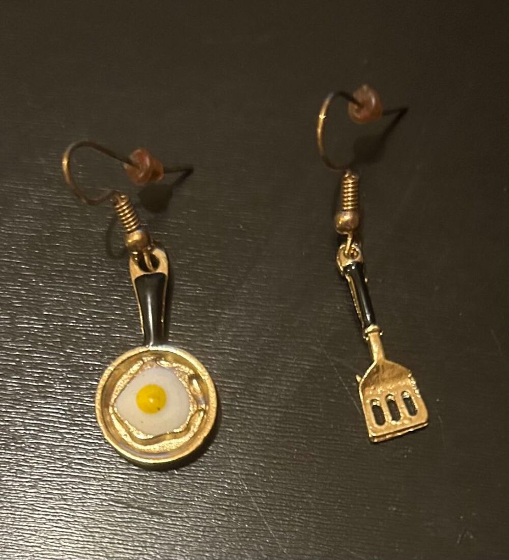 Boucles d'oreilles fantaisie Bijoux et montres