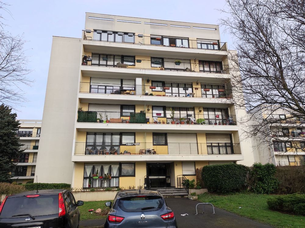 Location Parking/Garage local stockage / réserve 10 m² ? accès facile N4 ? Chennevières-sur-marne