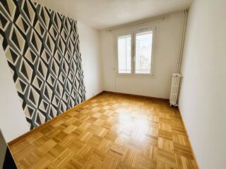  Appartement � vendre 5 pi�ces 80 m�