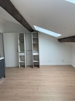  Appartement à louer 2 pièces 34 m² Saint-fons