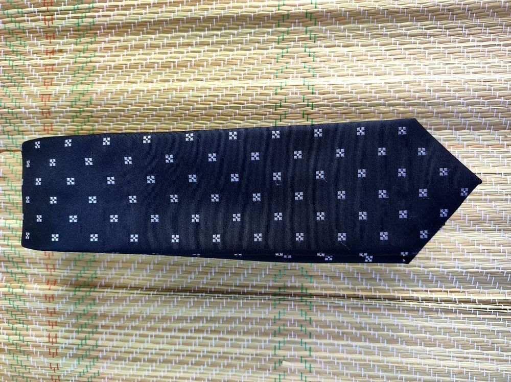 Cravate Noire &agrave; Petits Carreaux Vtements
