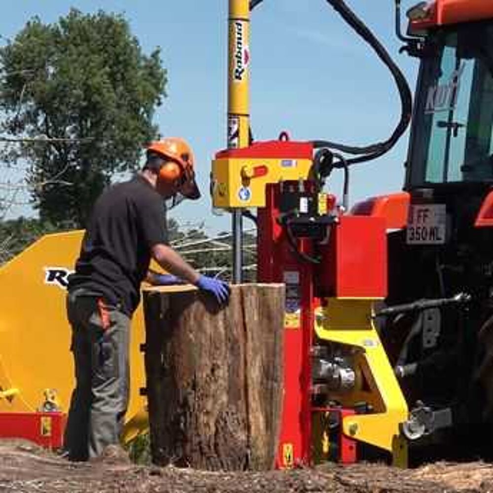 Jardinier propose fentes de vos bois de chauffage Jardin