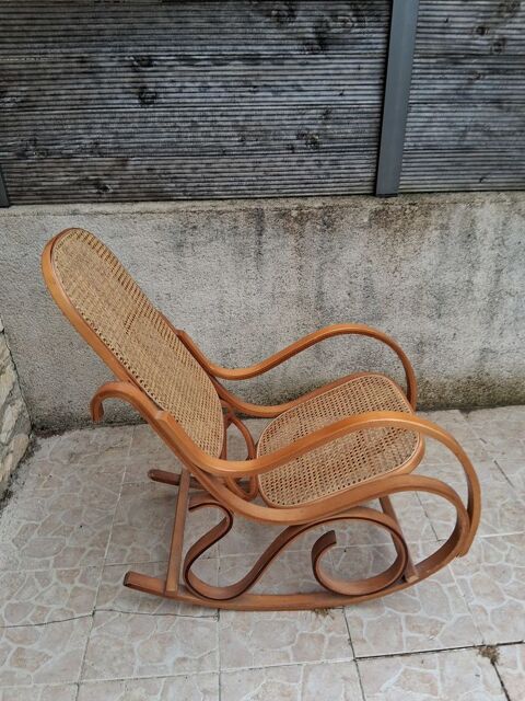 Rocking-chair 30 Rouffignac-Saint-Cernin-de-Reilhac (24)