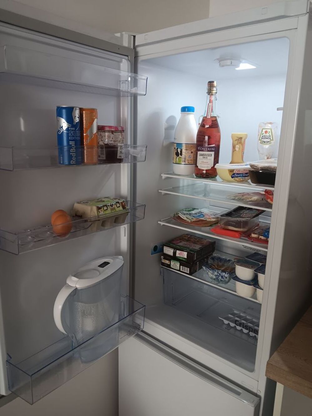 frigo cong&eacute;lateur BEKO &eacute;tat neuf Electromnager