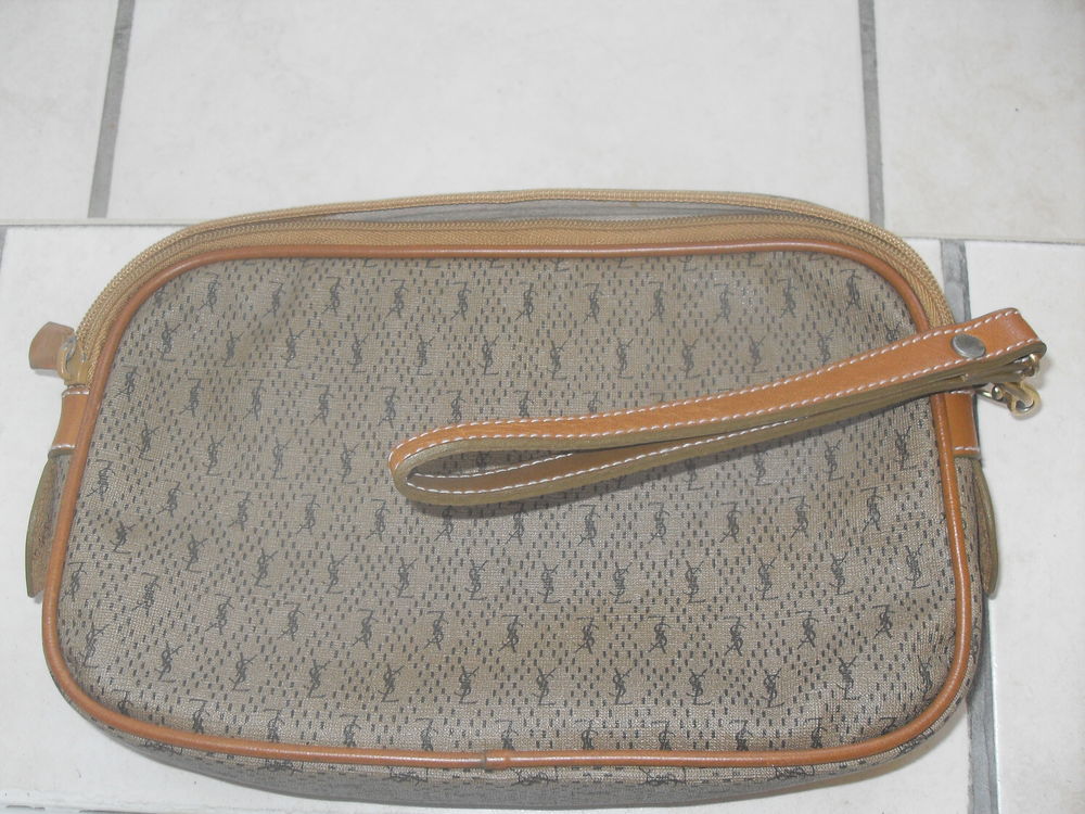 Ancienne trousse de toilette de marque Maroquinerie