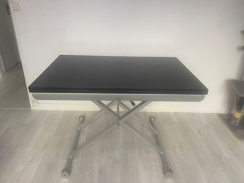 Table de salon Le Petit Clamart (92)