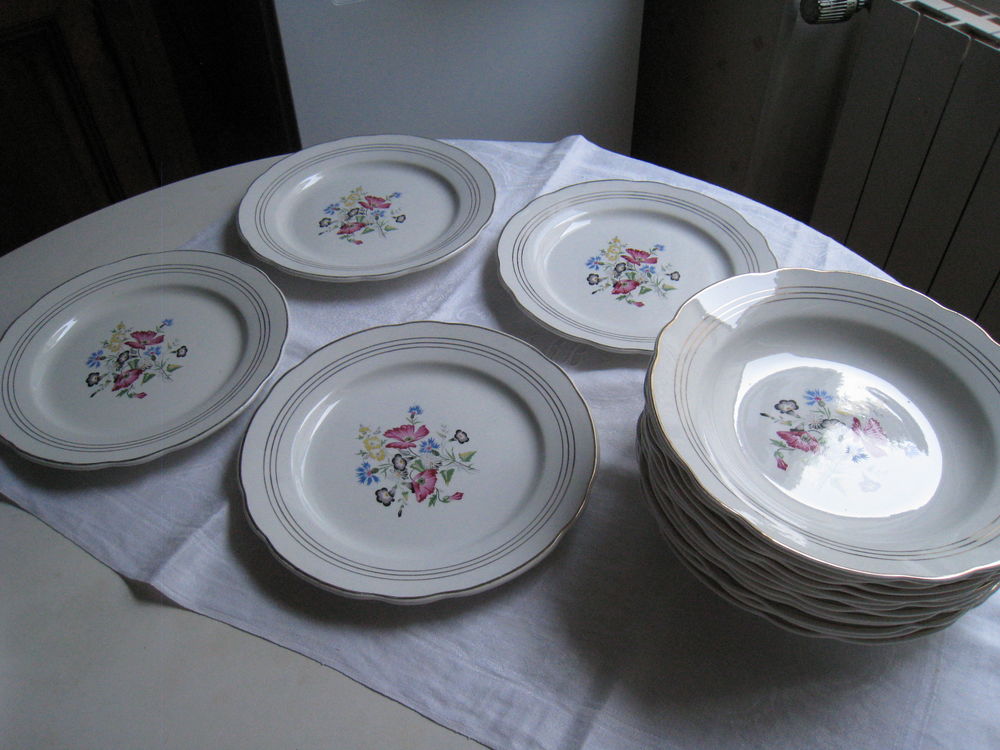  16 Assiettes v&eacute;ritable opaque Digoin Raspail Cuisine