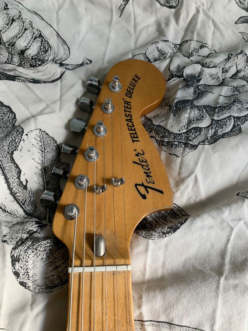 FENDER Road Worn '70s Telecaster Deluxe (MEX, MN) - olympic Instruments de musique
