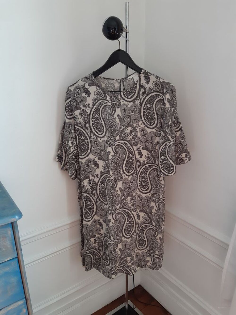 Robe mi longue Vêtements