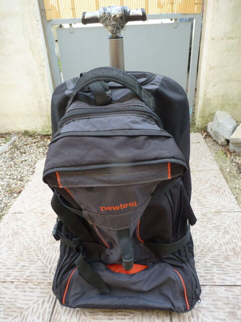 Valise Newfeel D�cathlon 20 Clermont-l'H�rault (34)
