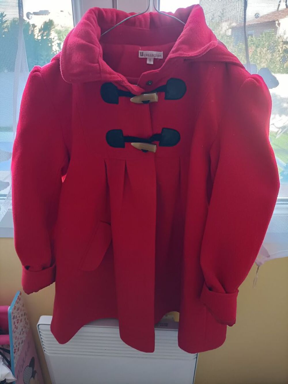 manteau fille. Vêtements enfants
