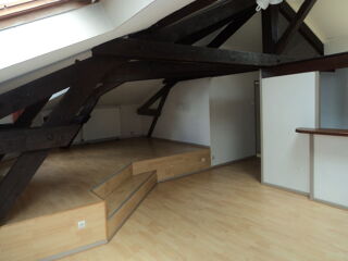  Appartement à louer 4 pièces 69 m²