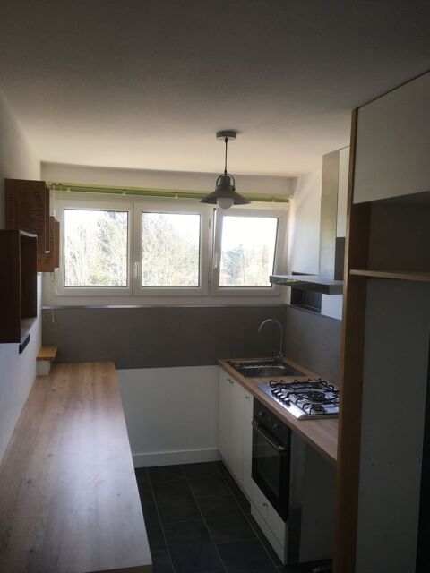  Appartement  louer 4 pices 80 m
