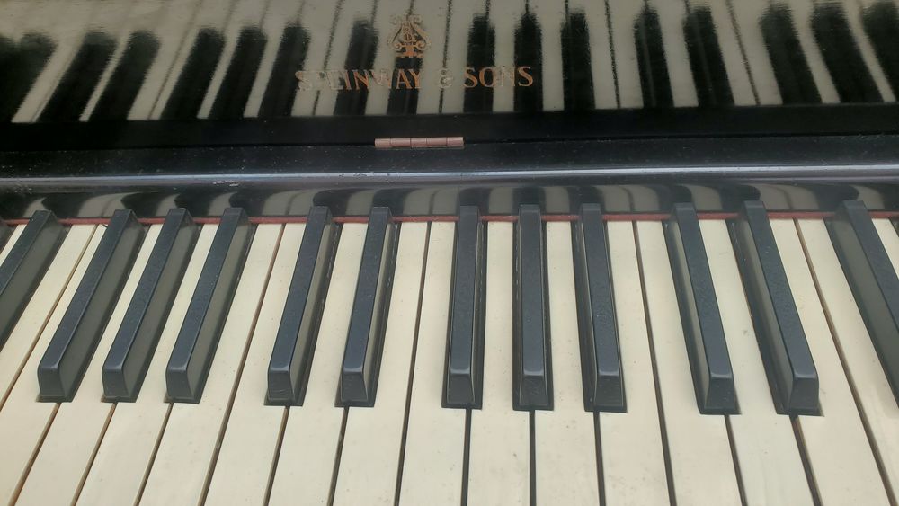Steinway piano Instruments de musique