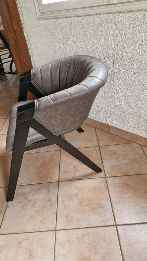 fauteuil 100 Villeneuve-l�s-Avignon (30)