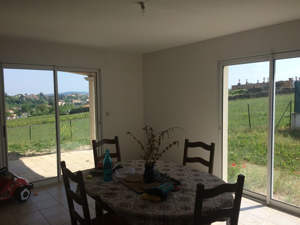 Location Villa 69620 Le bois d'oingt VILLA de 2007 148m2 hab+123m2 sous sol Le bois-d'oingt