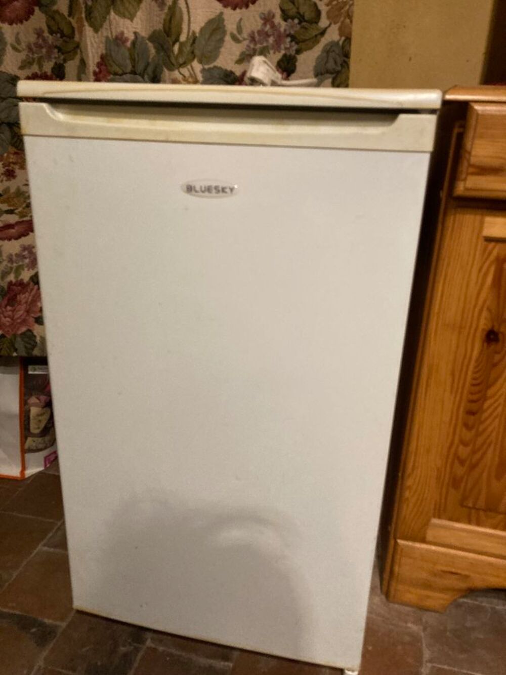 FRIGO BLUESKY 97L QUASI-NEUF Electrom�nager