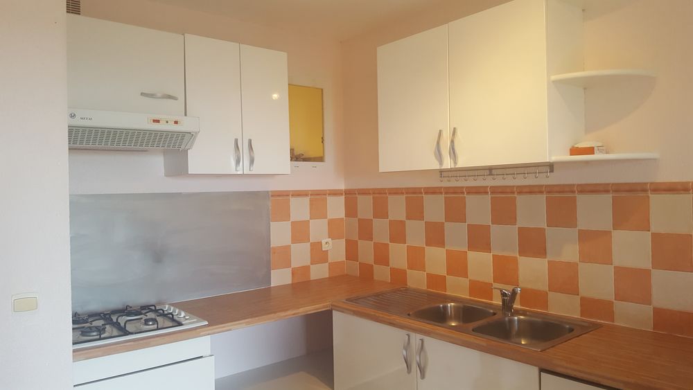 Location Appartement APPT T2 DE 54 M2 Solliès-ville