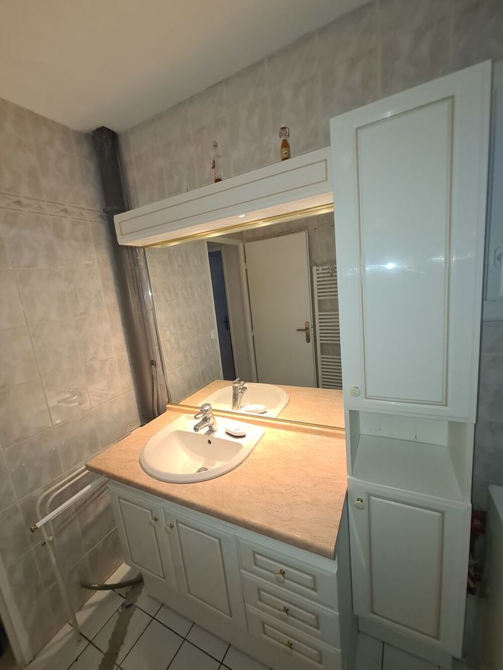 MEUBLES de Salle de bain de qualit&eacute; Meubles