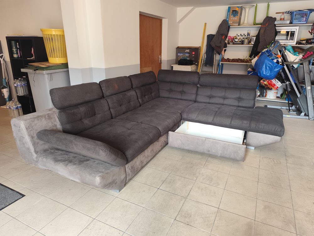 Canap&eacute; xxl d'angle tr&egrave;s bon &eacute;tat Meubles