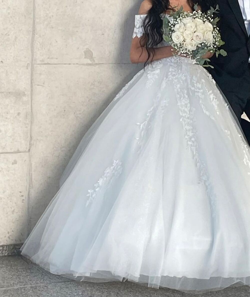 Robe de mari&eacute;e Vêtements