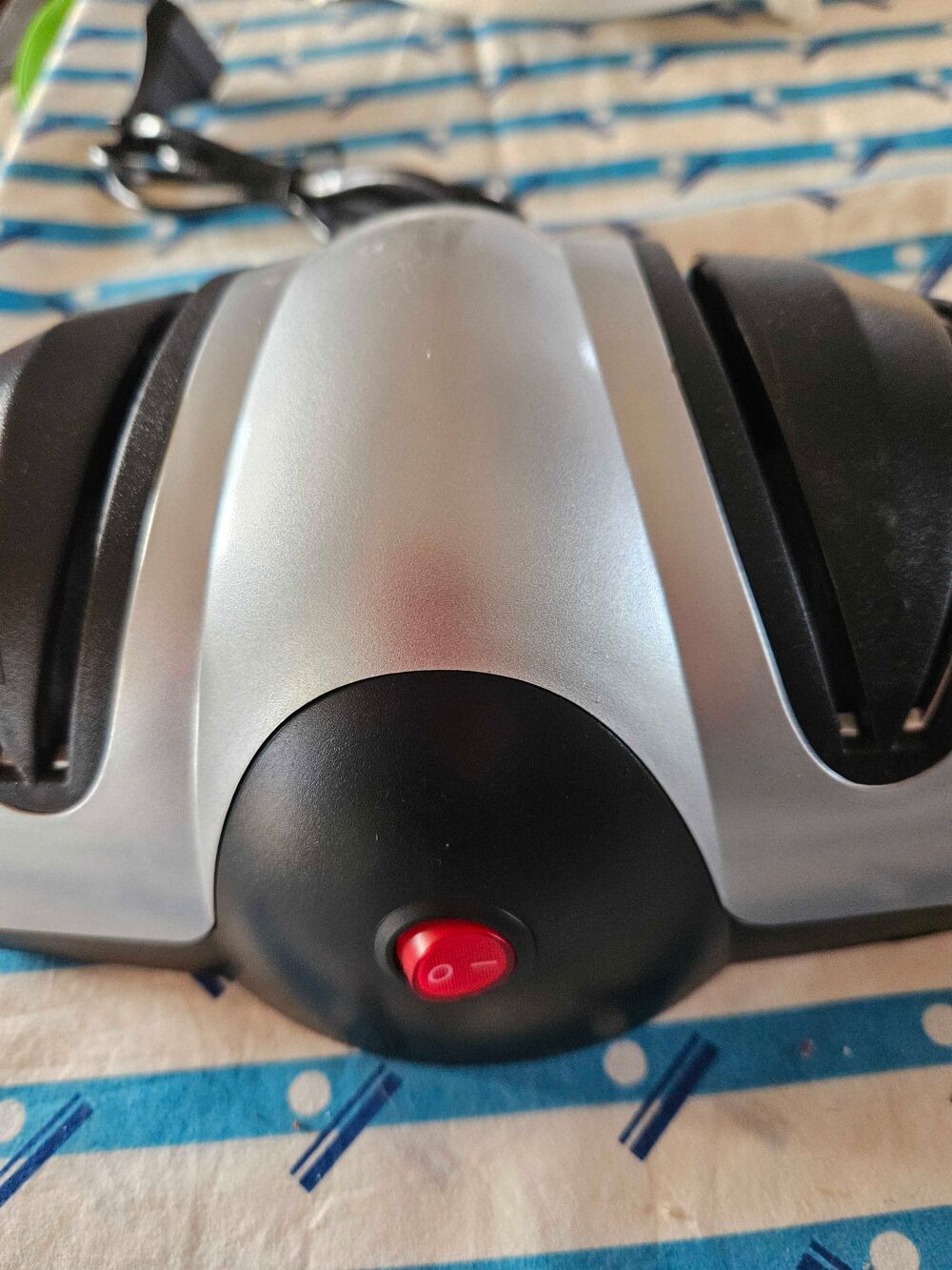 &eacute;guiseur couteau et ciseaux Electroménager