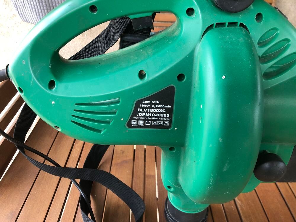 souffleur &eacute;lectrique Puissant Jardin
