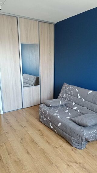  Appartement à louer 3 pièces 55 m²