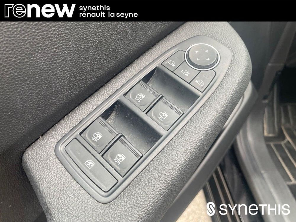 Clio V Clio E-Tech full hybrid 145 Evolution 2024 occasion 83500 La Seyne-sur-Mer