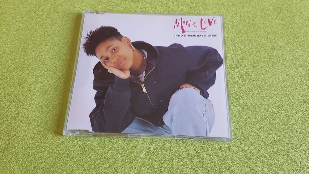 MONIE LOVE FEATURING TRUE IMAGE CD et vinyles