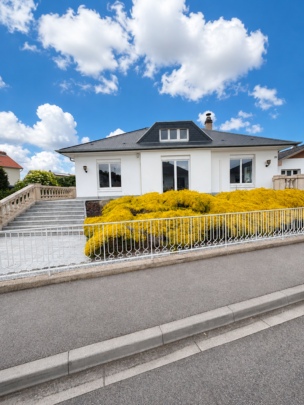 Maison 9 pièces 340 m² · à Thionville · 340 m² · 890 000 €