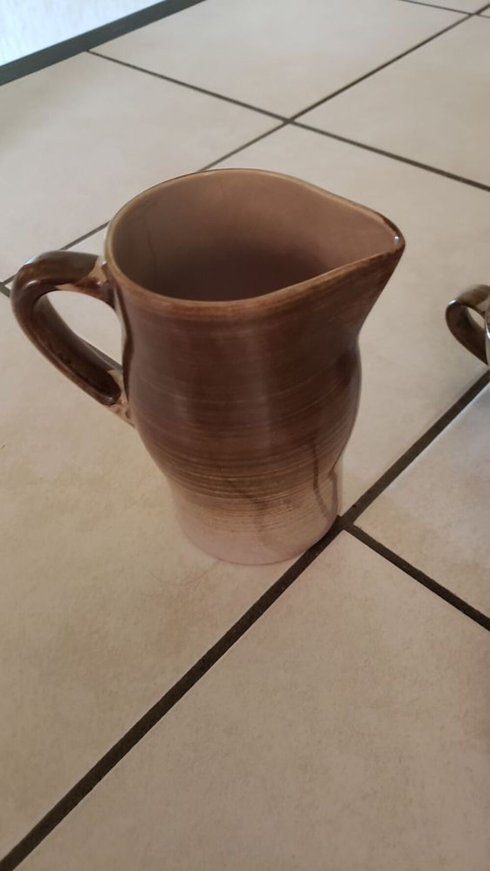 broc et tasses en gr&egrave;s Cuisine