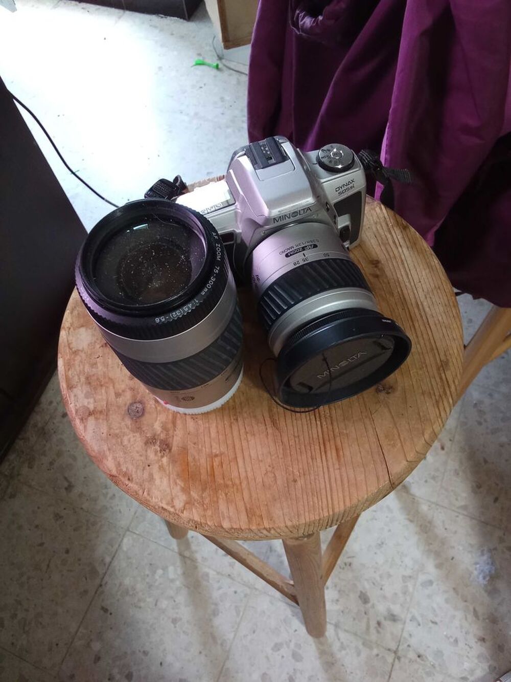 appareil photo argentique Minolta Photos/Video/TV
