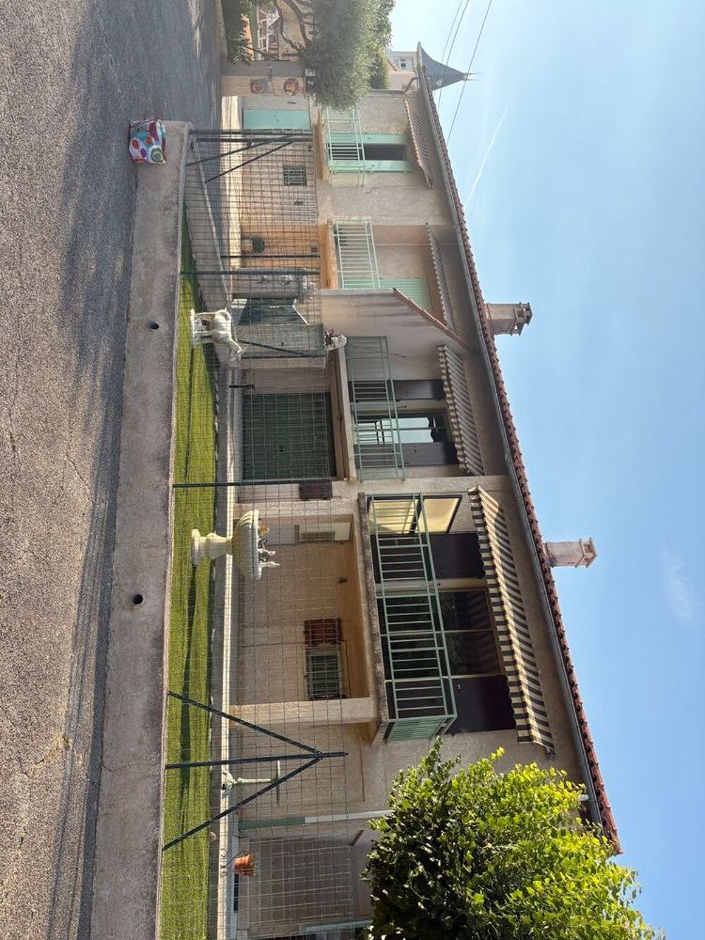Vente Villa de 2 villas mitoyennes (2 T4 de 78 m2 sur 2 garages) Marseille 16