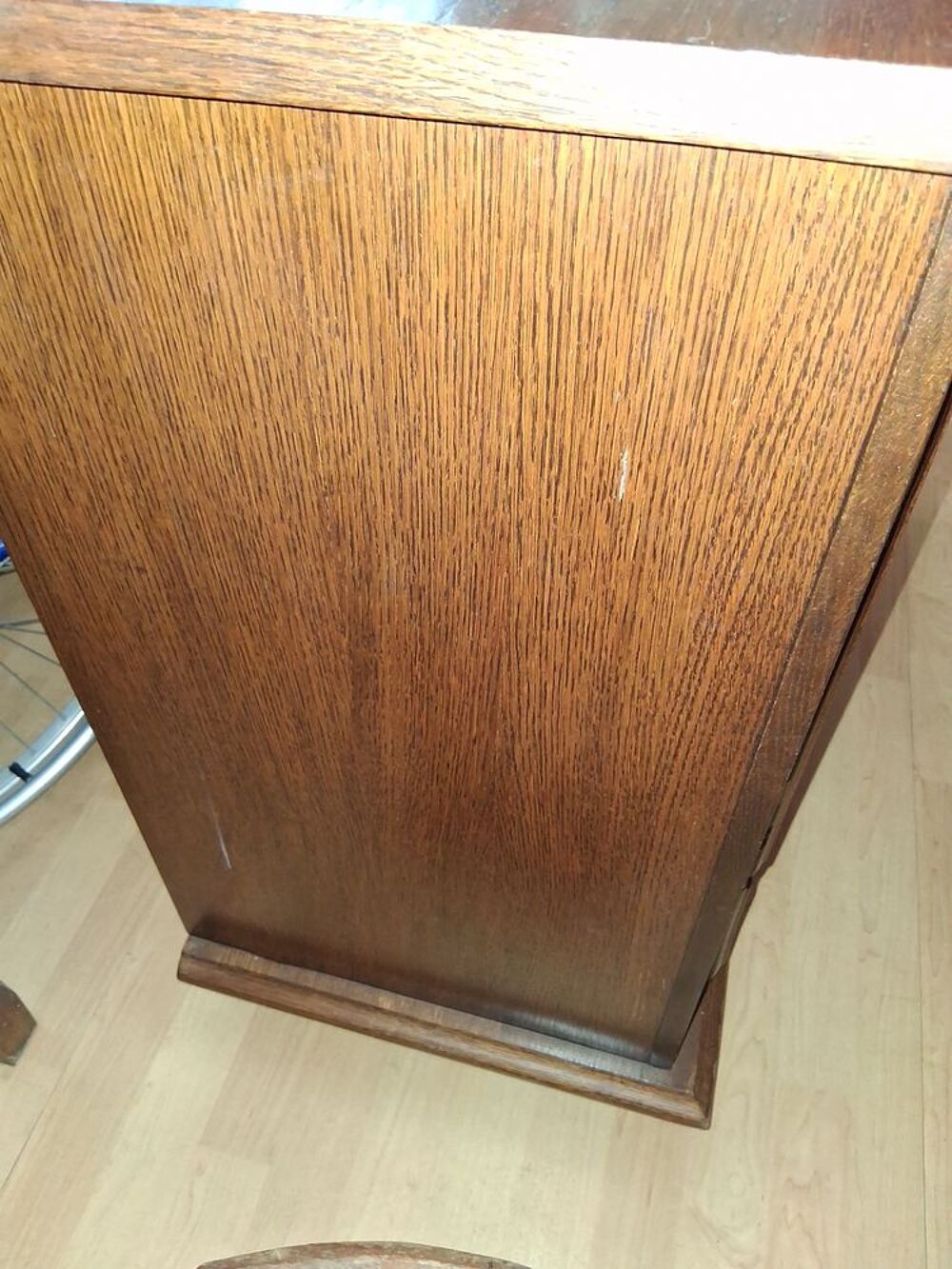 Petit meuble en ch&ecirc;ne marron Meubles