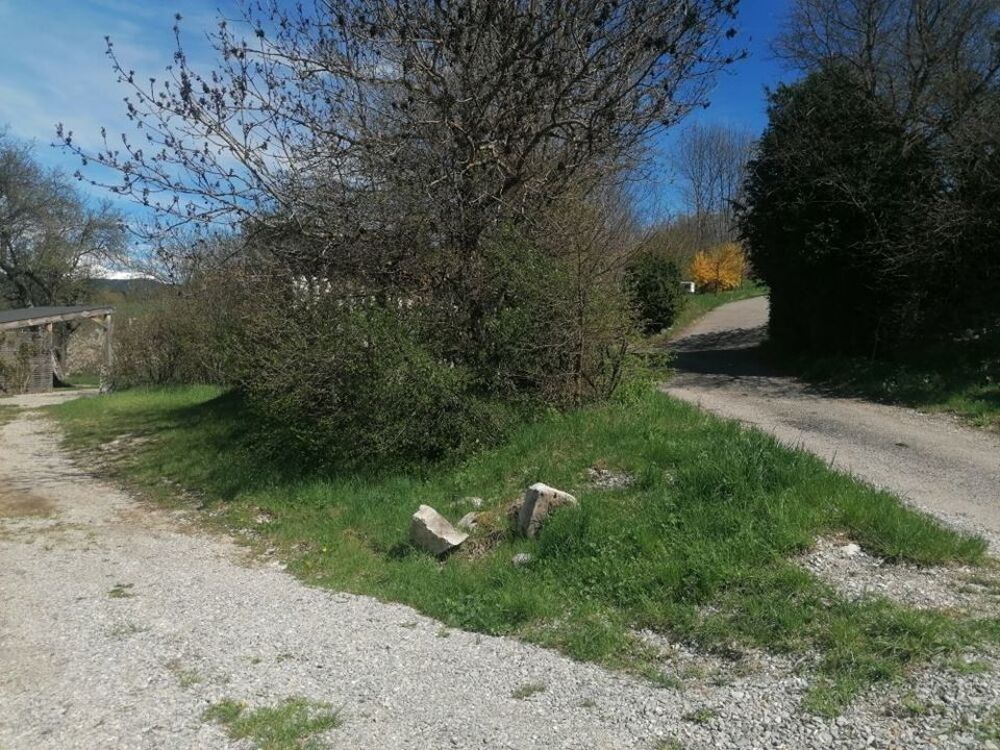 Vente Terrain Terrain - 700m ² Seille