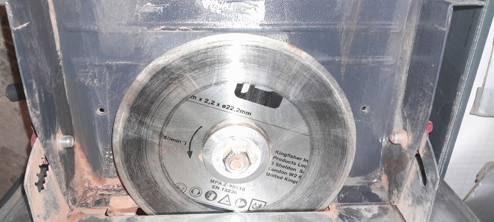 Coupe carreaux Bricolage