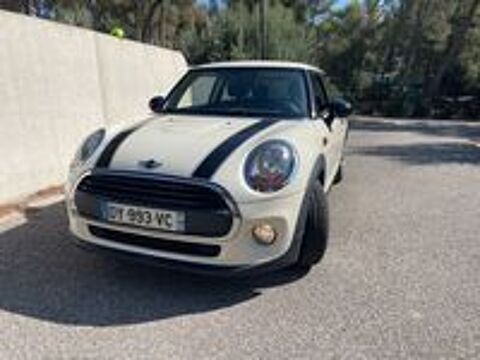 One Hatch 3 Portes 102 ch BVA6 2016 occasion 13260 Cassis