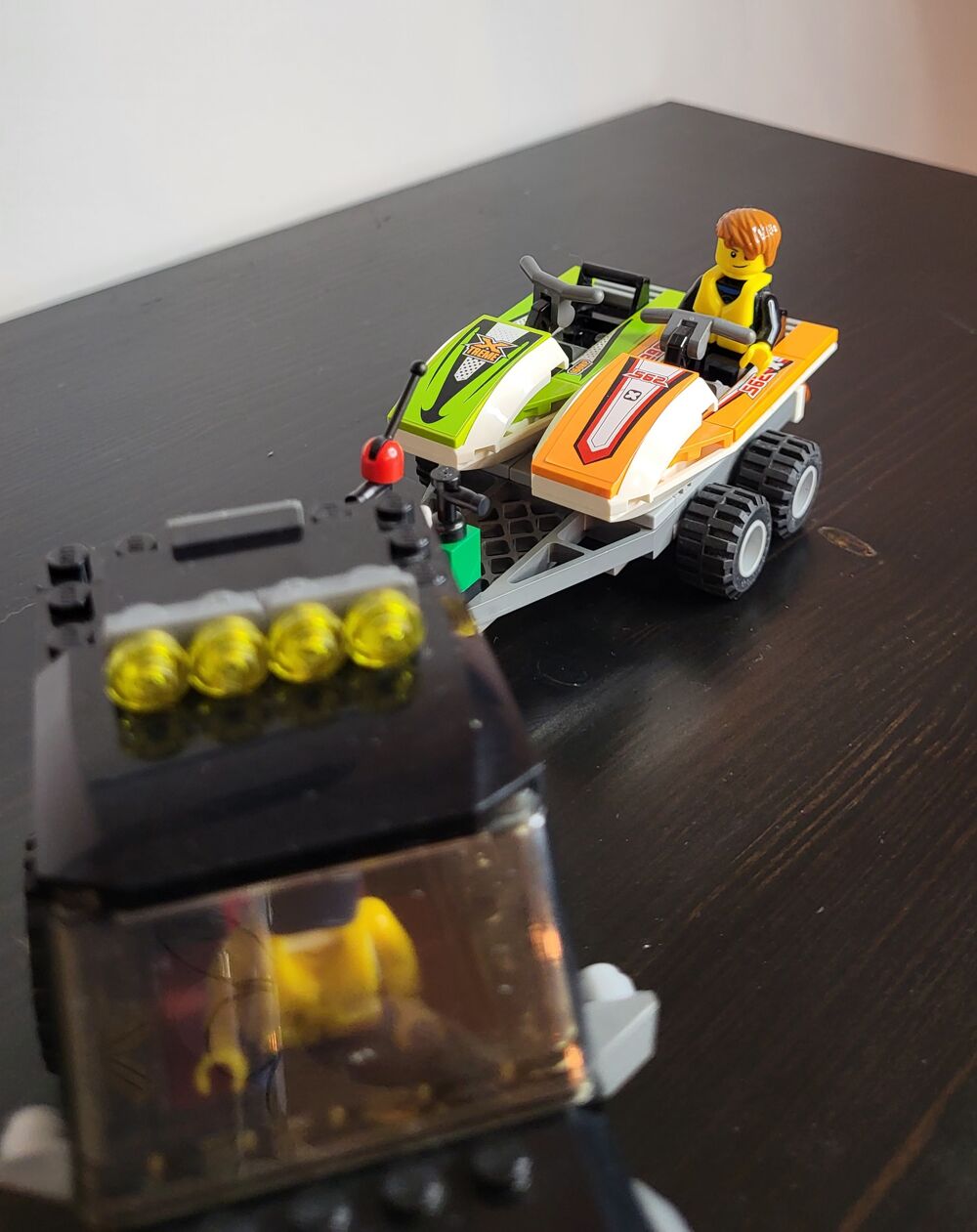 Lego city SUV motomarines ref60058 Jeux / jouets