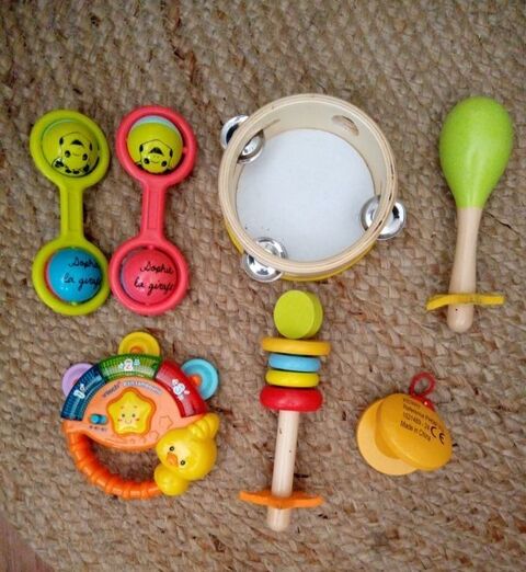 lot jouets musicaux 0 Beauchamp (95)