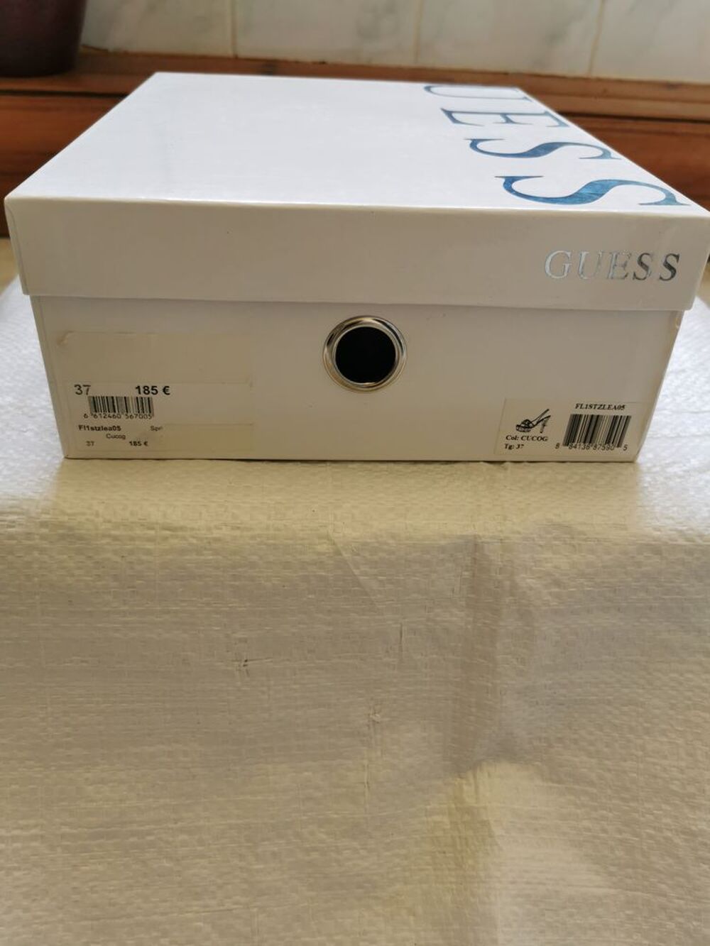 Chaussures GUESS Chaussures